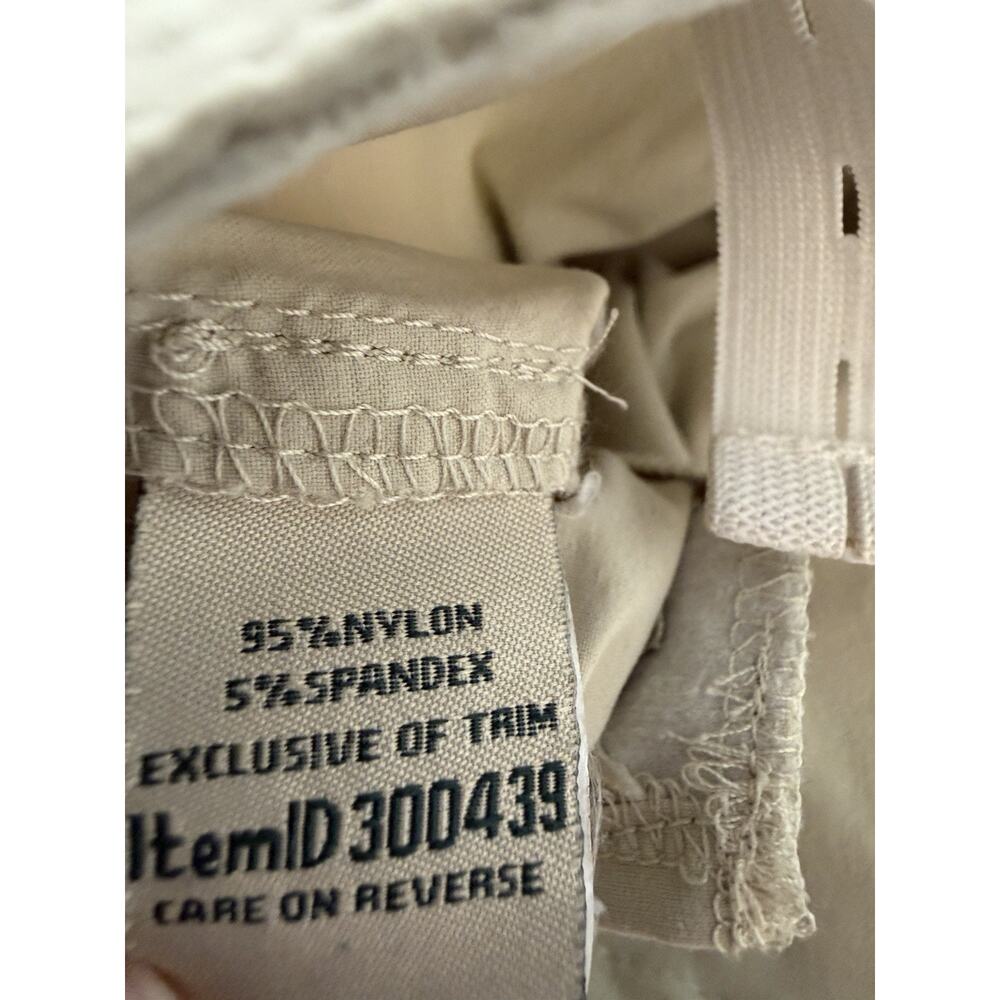 L.L. Bean Womens Size 14 Ivory Hiking Pants 95% Nylon Super Light - Picture 7 of 9